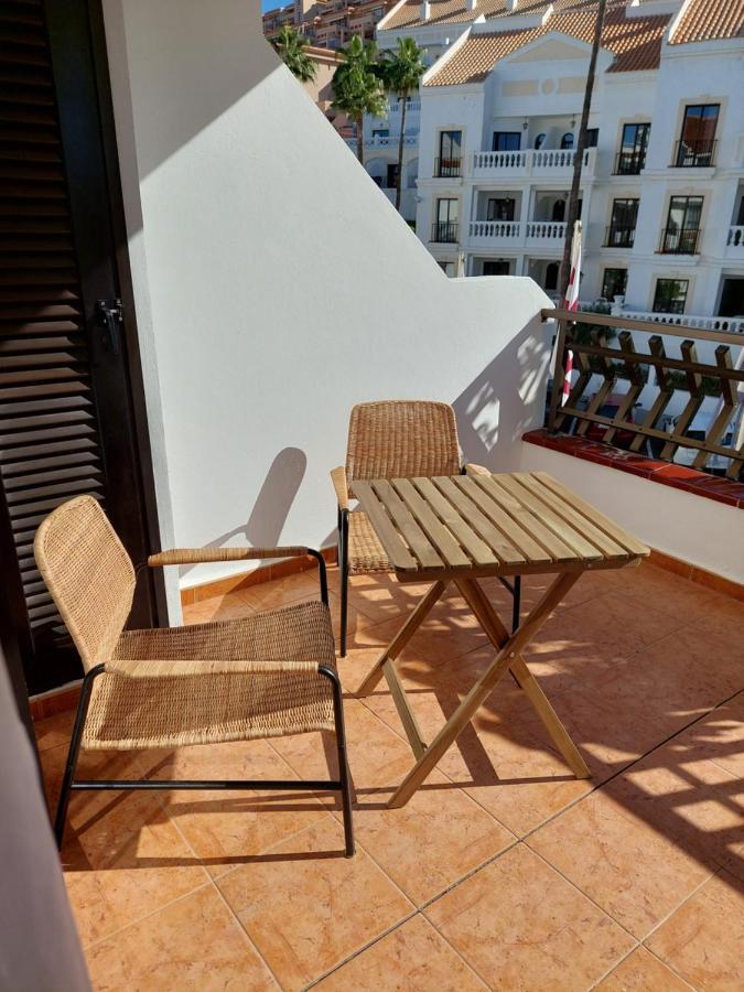Greatly Located Apartment With Heated Pool, Los Cristianos Los Cristianos  Exteriör bild