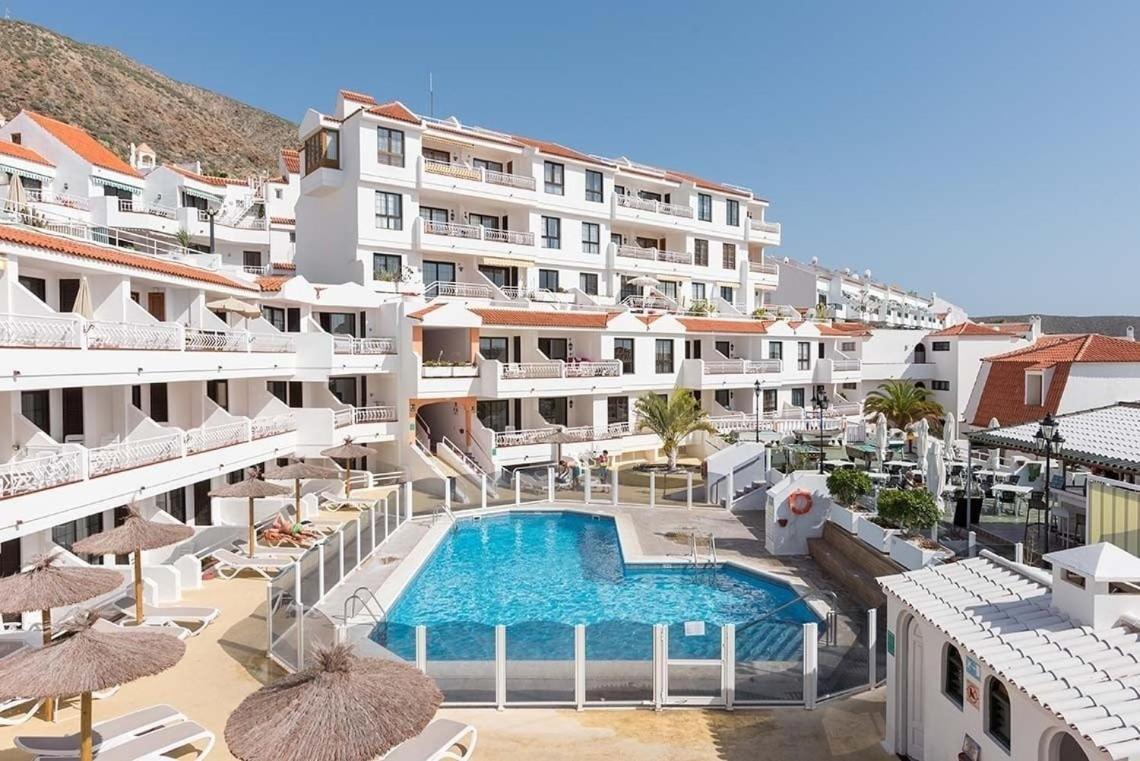 Greatly Located Apartment With Heated Pool, Los Cristianos Los Cristianos  Exteriör bild